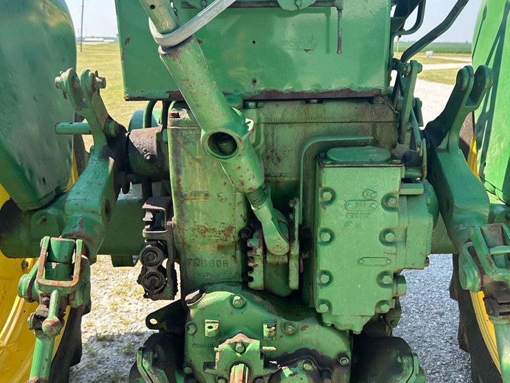 1958-john-deere-720-image-12