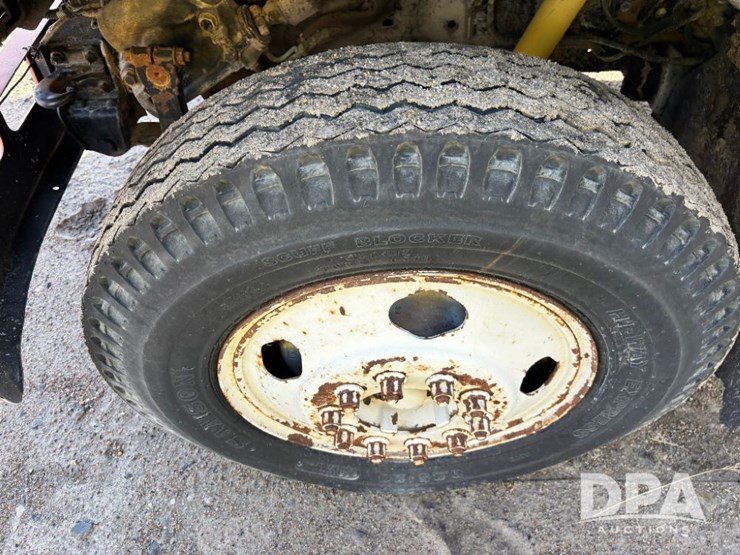 1981-international-1754-bucket-truck-(gp11561,-unit-78228)-image-18