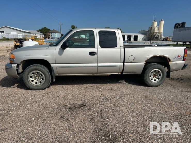 2005-gmc-extended-cab-pickup-(cp1139,-unit-7170)-image-2
