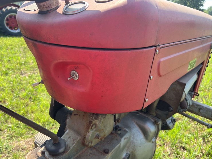 massey-ferguson-50-image-95