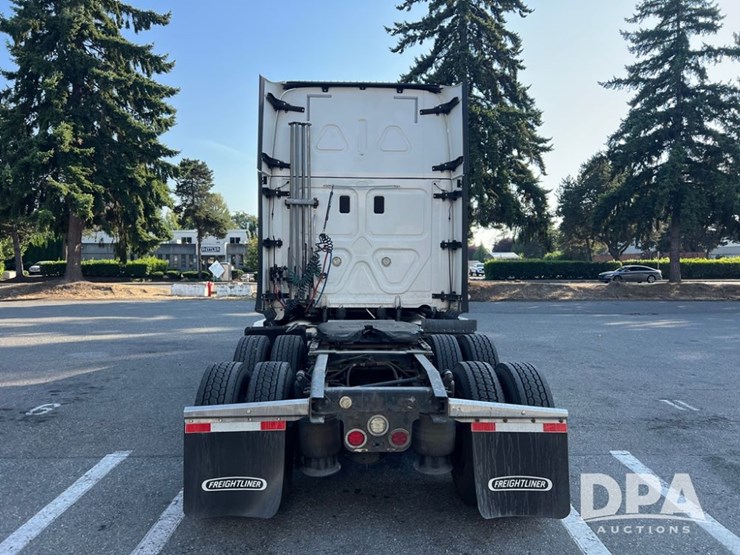 2016-freightliner-tr-125-semi-(ls0419,-unit-884)-image-6