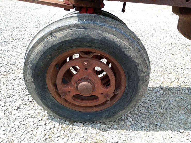 farmall-450-image-16