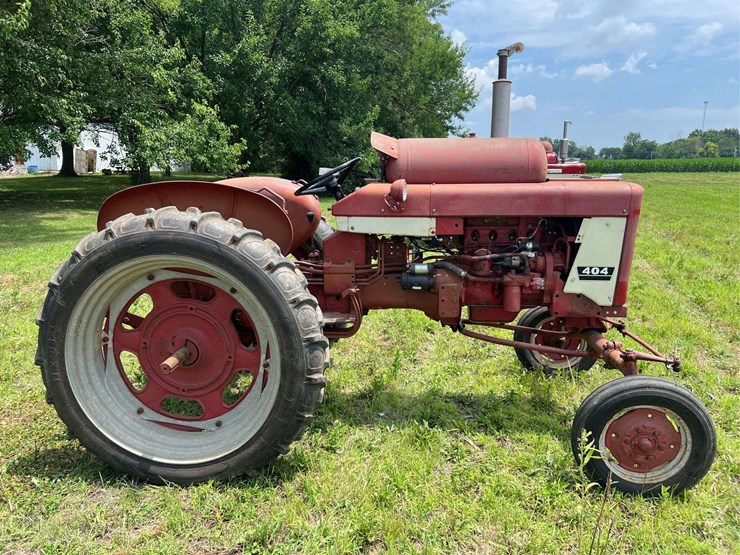 farmall-404-lp-image-6