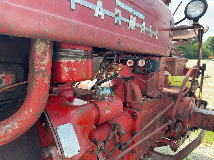 farmall-400-image-40