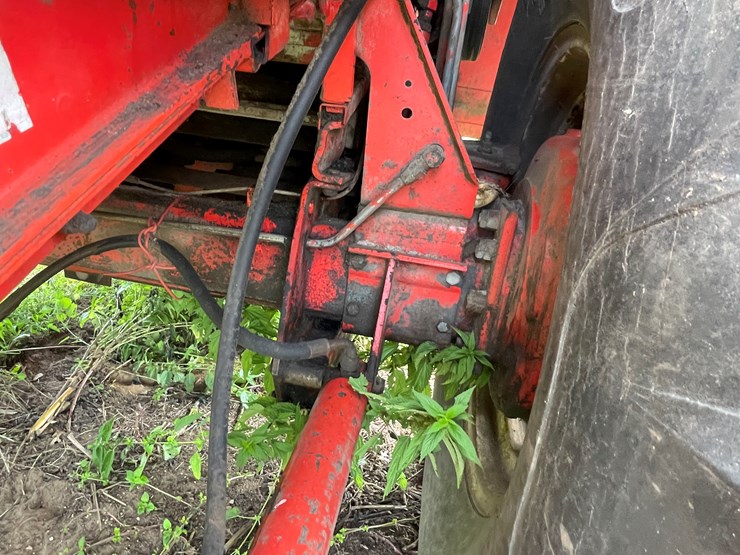 massey-ferguson-510-image-21