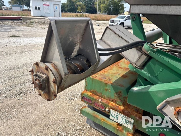 2015-behnke-dry-tender-trailer-(gp11556)-image-42