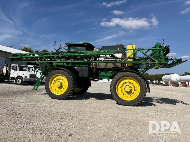 2019-john-deere-r4045-image-17