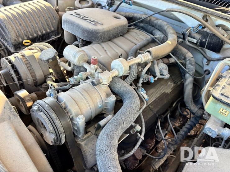 2000-gmc-3500-image-45