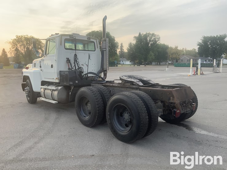 1997-ford-ltl9000-image-7
