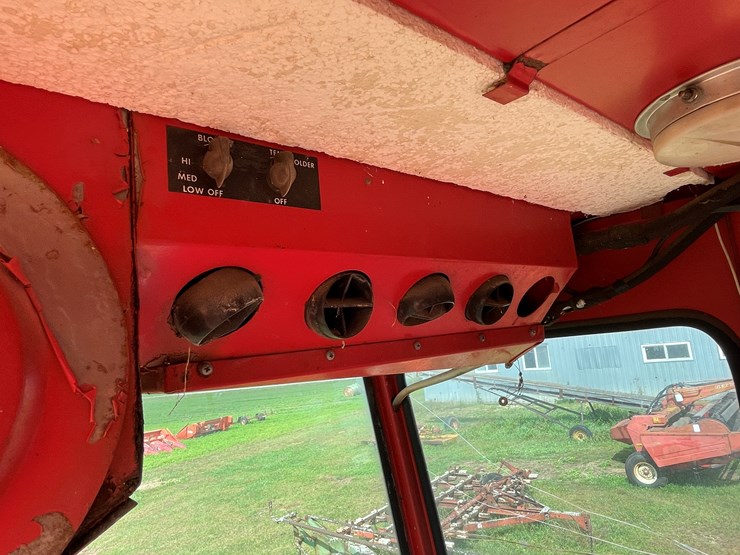 massey-ferguson-510-image-48