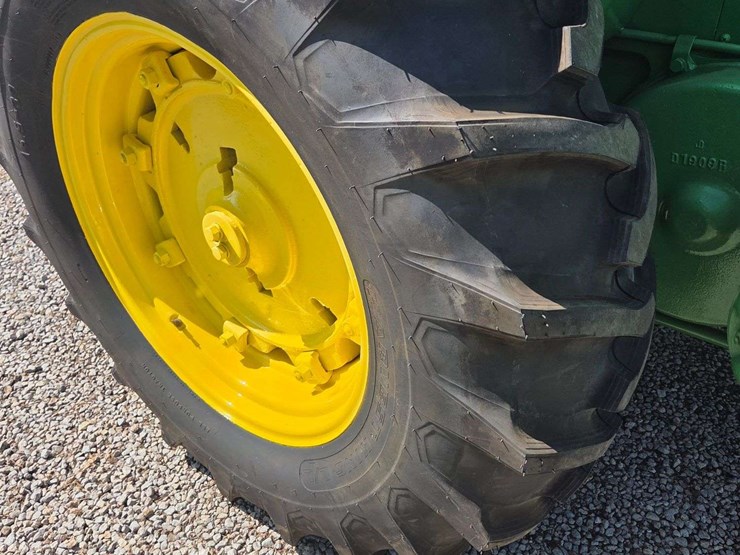 john-deere-d-image-8