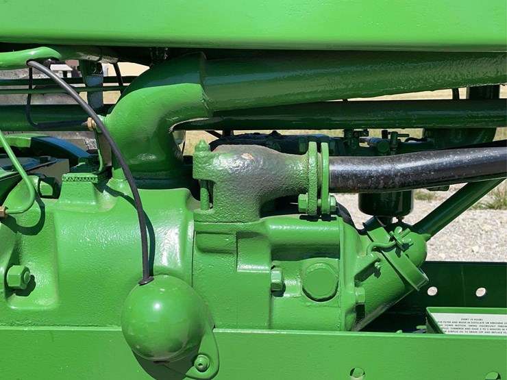 john-deere-h-image-30