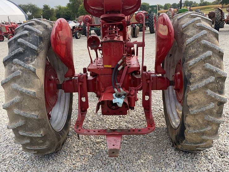farmall-350-diesel-image-5