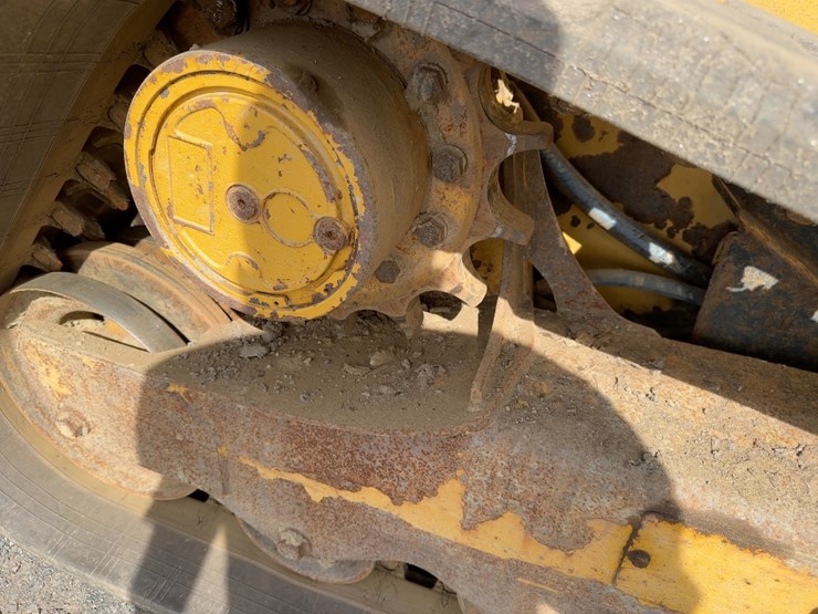 2019-caterpillar-259d-image-11