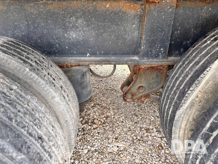 2012-behnke-dry-tender-trailer-(gp11554)-image-38