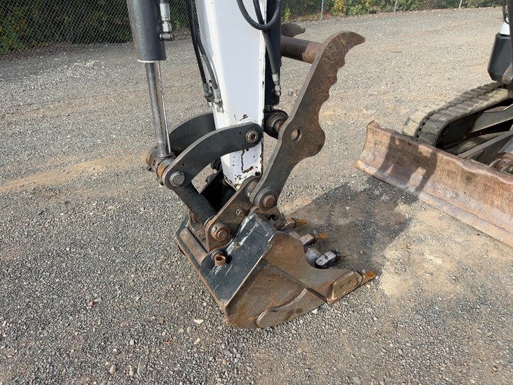 2013-bobcat-e42-image-13
