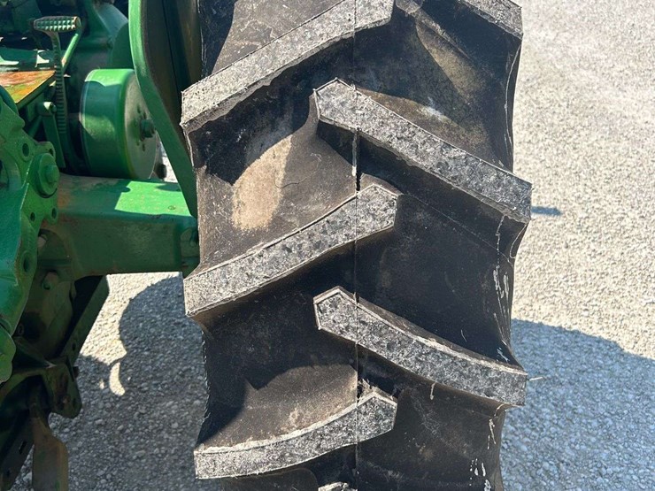 1958-john-deere-720-image-10