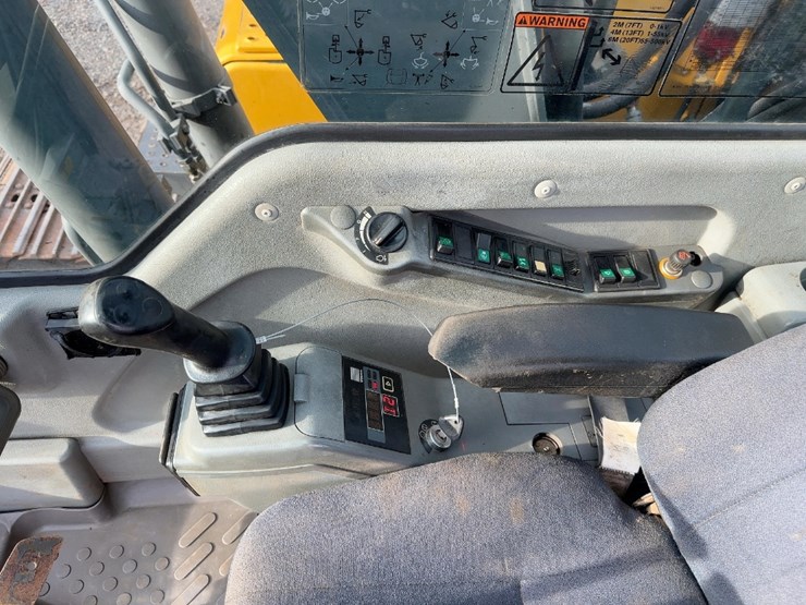 2003-volvo-ec140b-lc-image-38