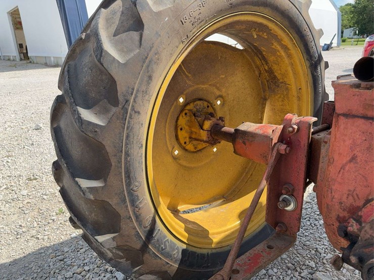 farmall-m-image-21