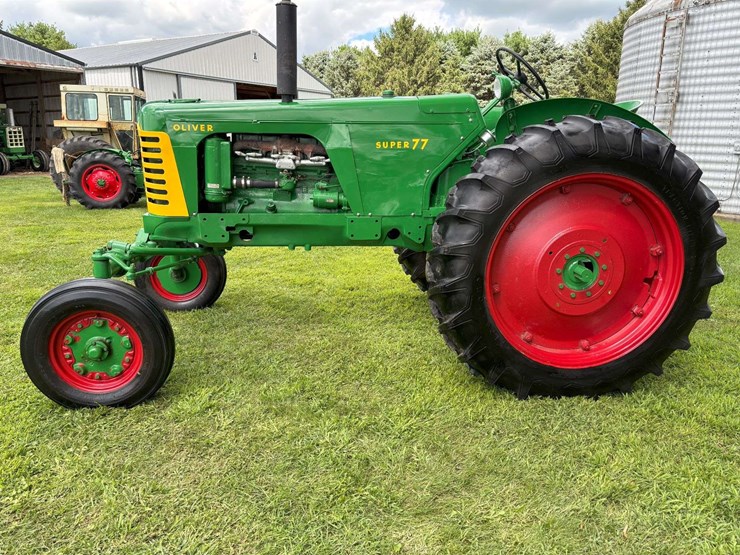 1957-oliver-super-77-image-2