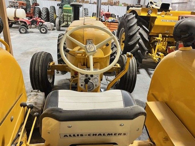 1964-allis-chalmers-d19-beachmaster-image-10