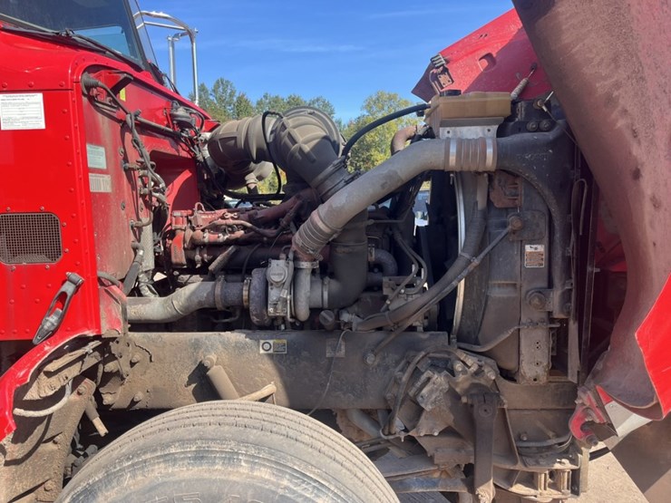 2007-peterbilt-367-image-33