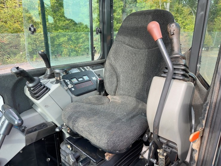 2013-bobcat-e42-image-27