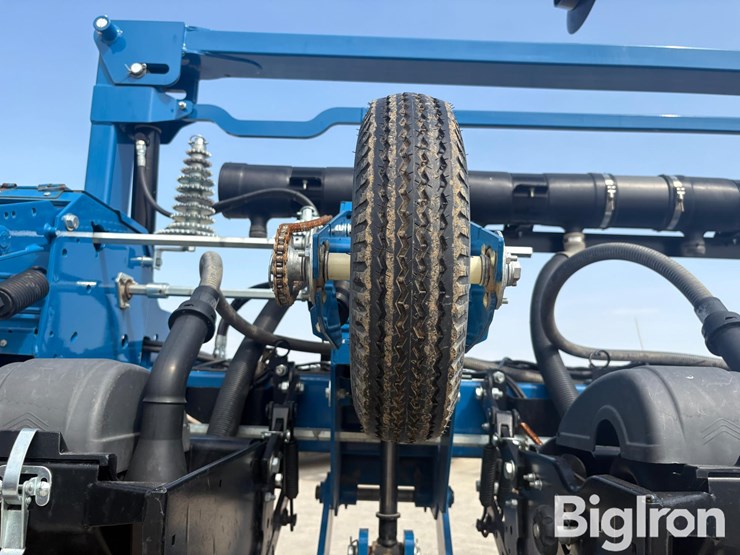 2019-kinze-3600-image-15