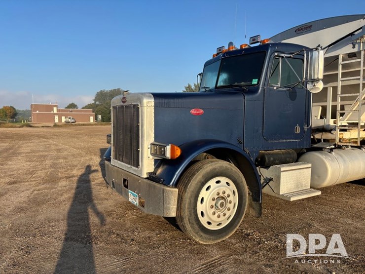 1991-peterbilt-379-image-25