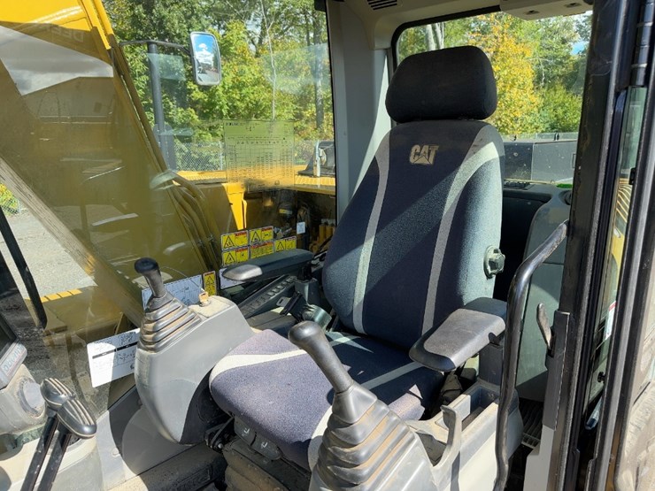 2018-caterpillar-313flgc-image-37