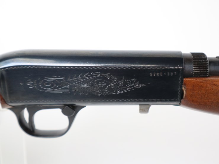 #96-•-#1272-•-browning-sa22-semi-automatic-rifle-22-lr,-image-7