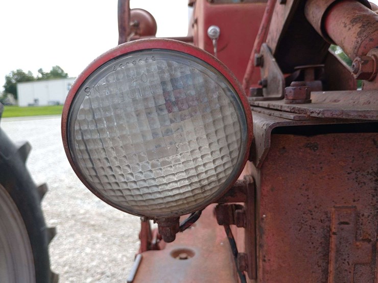 farmall-450-image-37