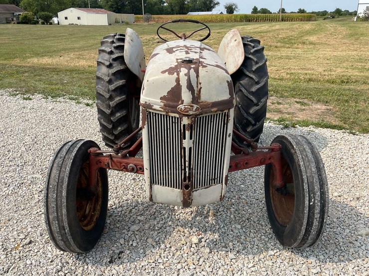ford-8n-image-8