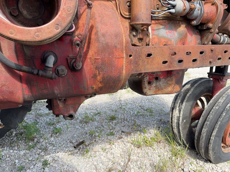 farmall-m-image-37