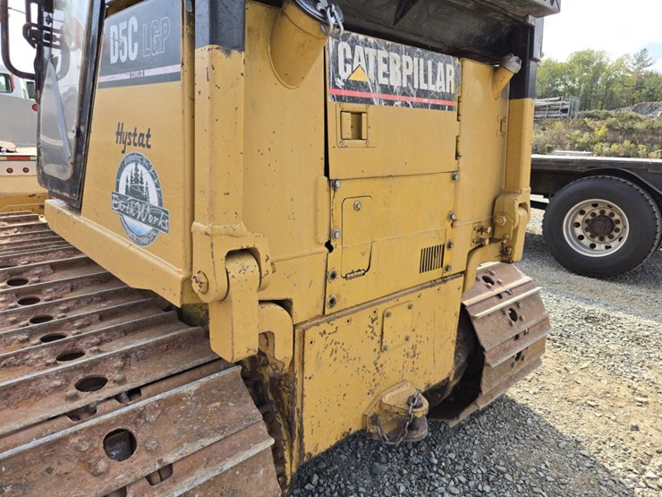 2001-caterpillar-d5c-image-19
