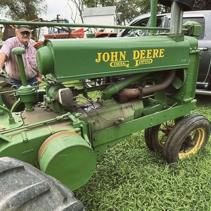 JOHN DEERE A