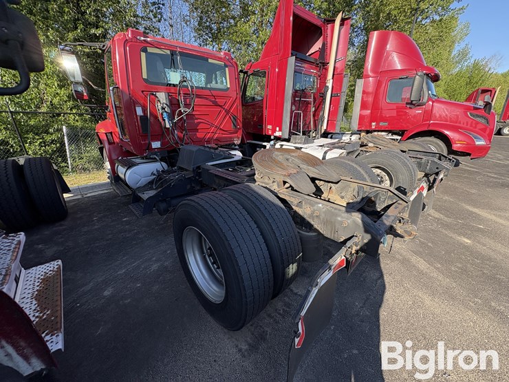 2007-international-durastar-4400-image-6