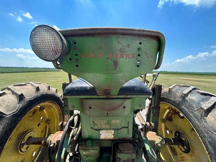 1956-john-deere-520-image-14