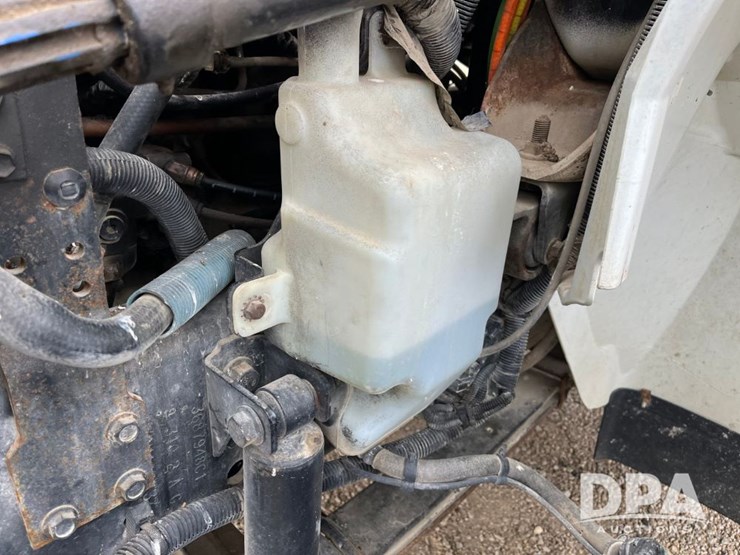2009-ihc-durastar-4400-truck-(jn3095,-unit-537)-image-67