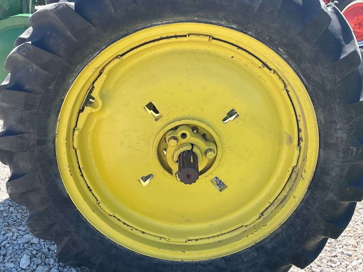 john-deere-a-image-40