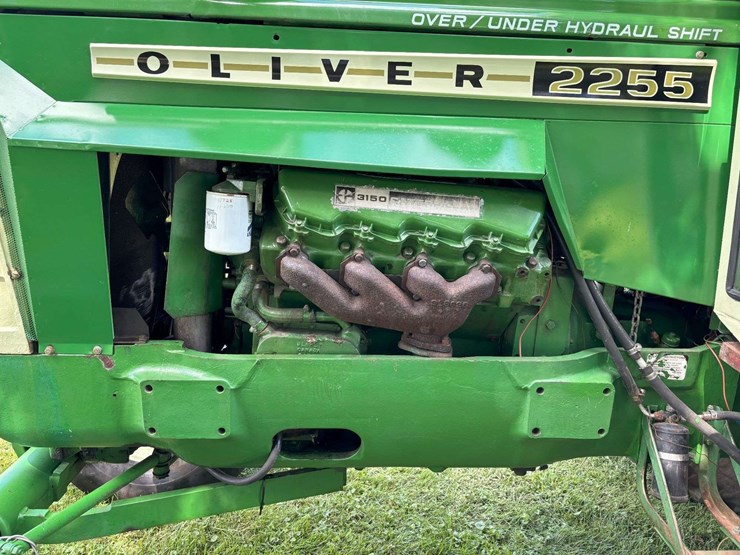 1976-oliver-2255-image-10