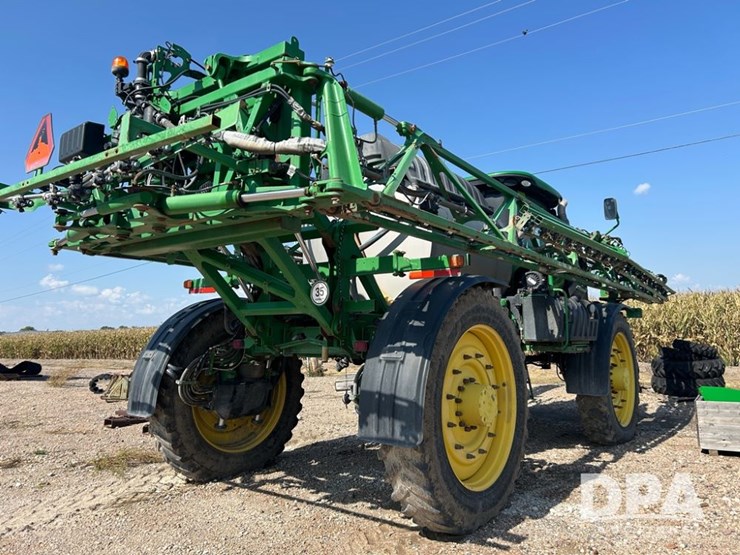 2019-john-deere-r4045-image-7