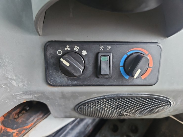 2018-bobcat-a770-image-25