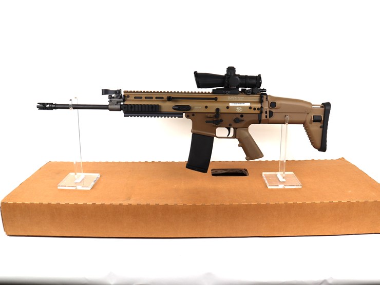 #8-•-#1201-•-fn-scar-16s-semi-automatic-rifle-5.56x45.-image-2