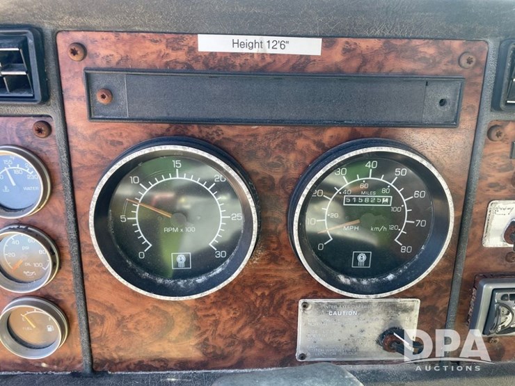 1999-kenworth-t800-image-20