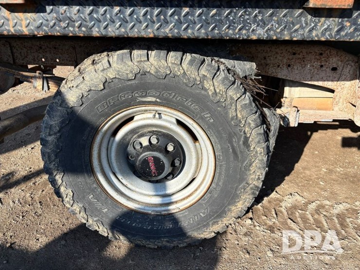 2000-gmc-3500-image-37