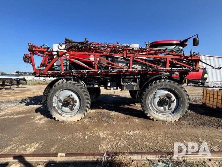 2015-case-ih-patriot-4440-image-7
