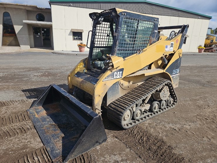 2004-caterpillar-257b-image-1