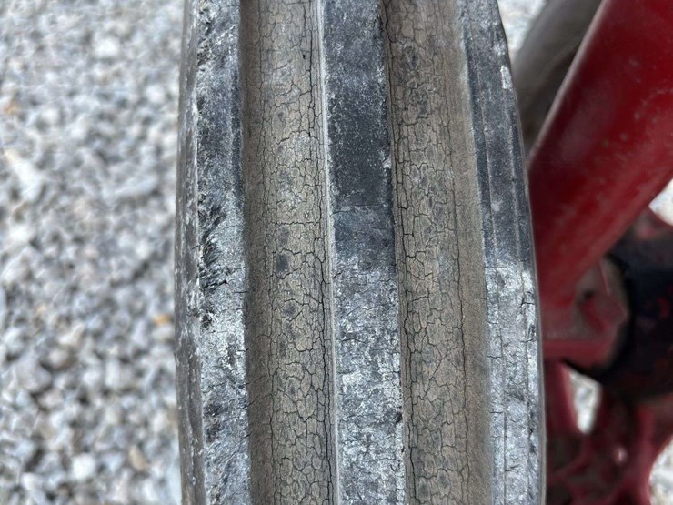 farmall-culti-vision-b-image-16