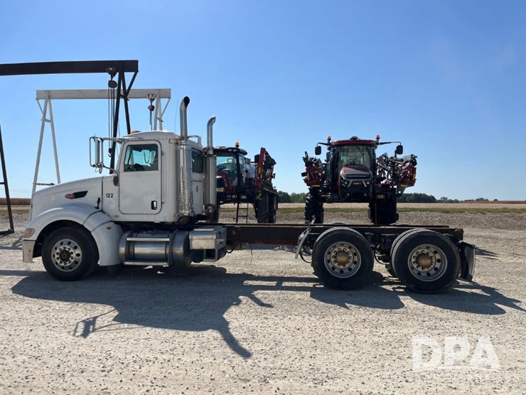 2007-peterbilt-386-image-12